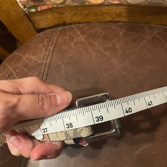 Tan/Brown Michael Kors Belt Bag/Fanny Pack - Picture 6 of 12